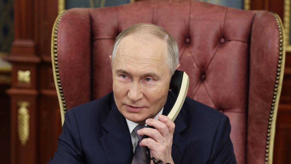 Putin przyjechał w nocy na Kreml. Będzie rozmawiał z Trumpem?