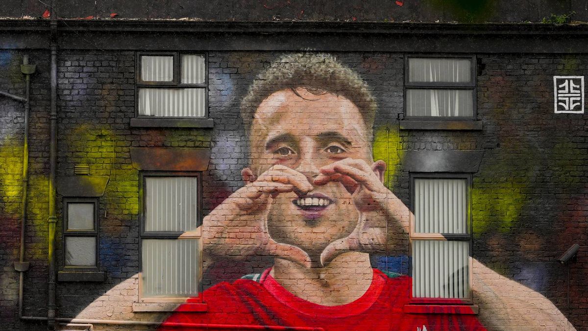 Getty Images / Christopher Furlong / Mural ku czci Diogo Joty