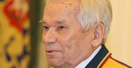 Michaił Kałasznikow trafił do szpitala