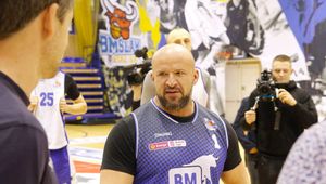 Tomasz Oświeciński odwiedził koszykarzy BM Slam Stali. "Strachu" będzie kibicował Stalówce