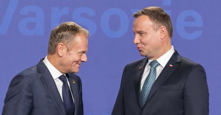 Wszyscy czekają na ruch Dudy. Może nie spodobać się Tuskowi