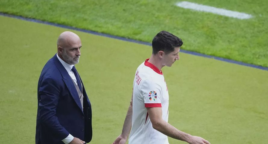 To nie jest kolejny taki sam tekst o Lewym i Probierzu. Czego ci dwaj nauczyli nas o komunikacji?