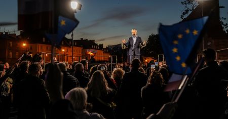 Tłumy na demonstracjach w Polsce. Fogiel: ktoś przesadził