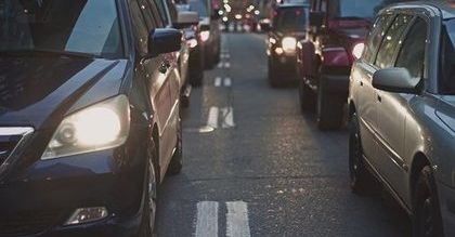 Akcyza od samochodów po nowemu. Więcej zapłacimy za 12-letnie auta, ale za luksusowe limuzyny mniej