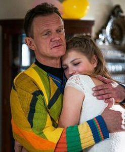 "Przypadki Cezarego P.": Kontrowersyjne zdjęcie Pazury wywołało oburzenie