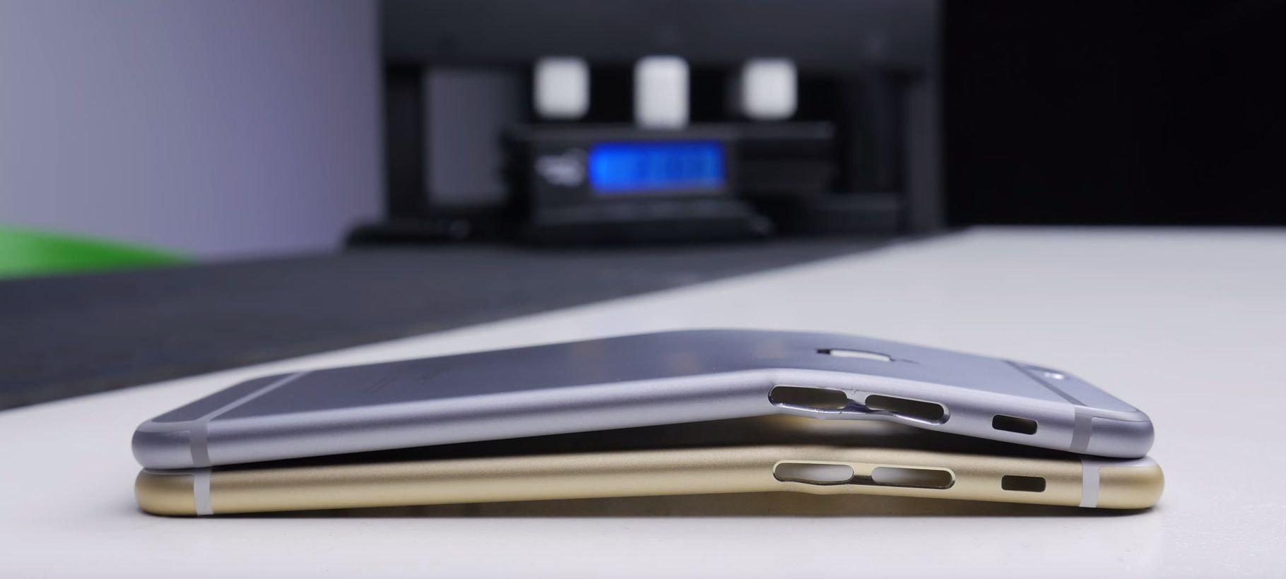 Porównanie wytrzymałości obudowy iPhone'a 6s i iPhone'a 6 1
