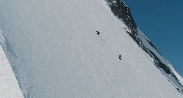 Andrzej Bargiel i Jędrzej Baranowski w czasie wspinaczki na Laila Peak (źrodło: Red Bull TV)