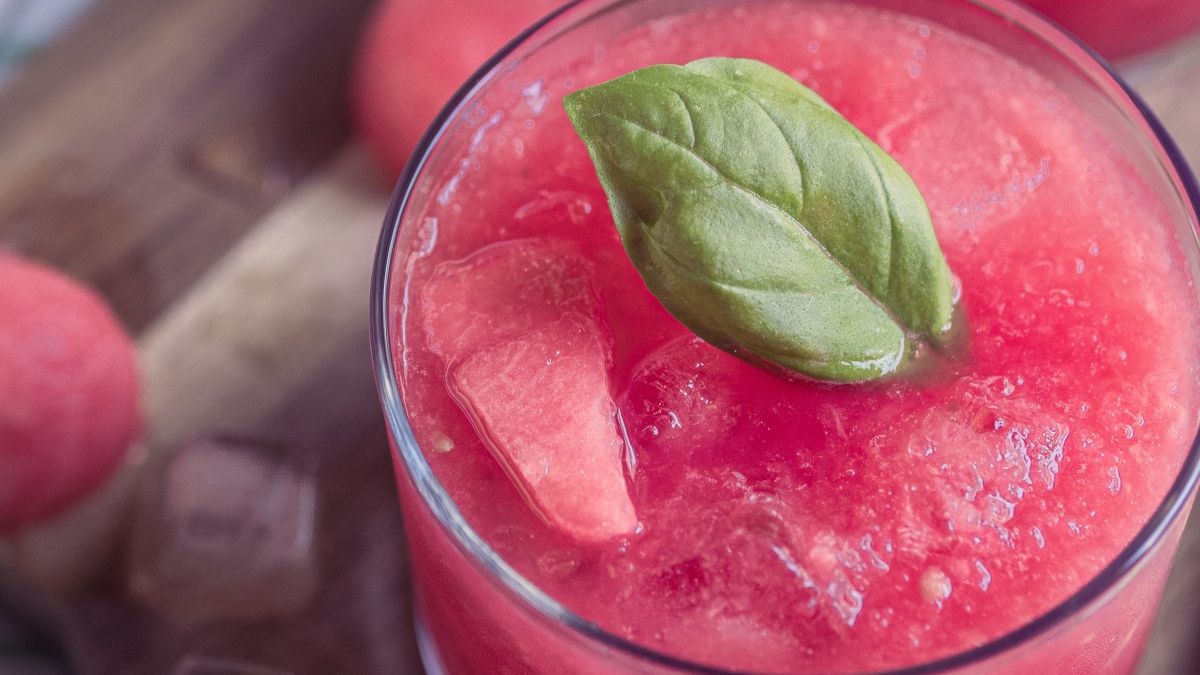 Arbuzowe slushy z listkiem bazylii