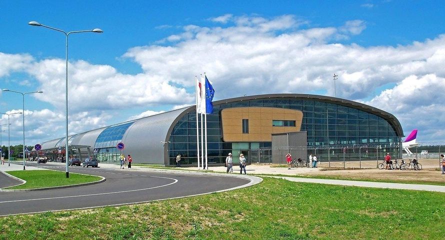 Mazowsze promuje się na lotnisku w Modlinie. Kampania za 1,64 mln zł