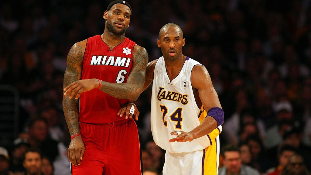 Na zdjęciu od lewej: LeBron James i śp Kobe Bryant