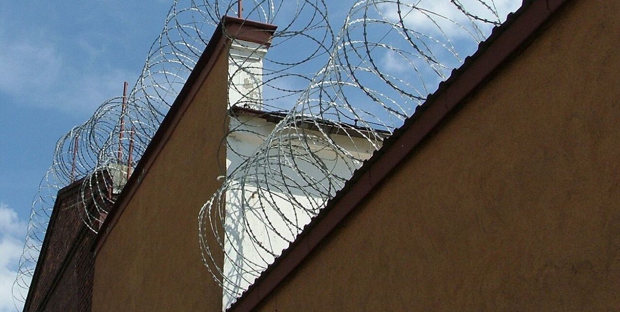 Policjanci nie mogli uwierzyć! Wziął urlop, żeby odsiedzieć wyrok