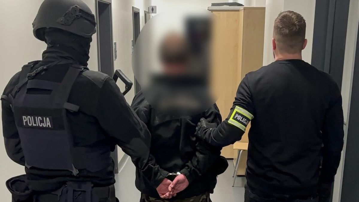 Policja zatrzymała 33-latka, który podpalił mężczynę