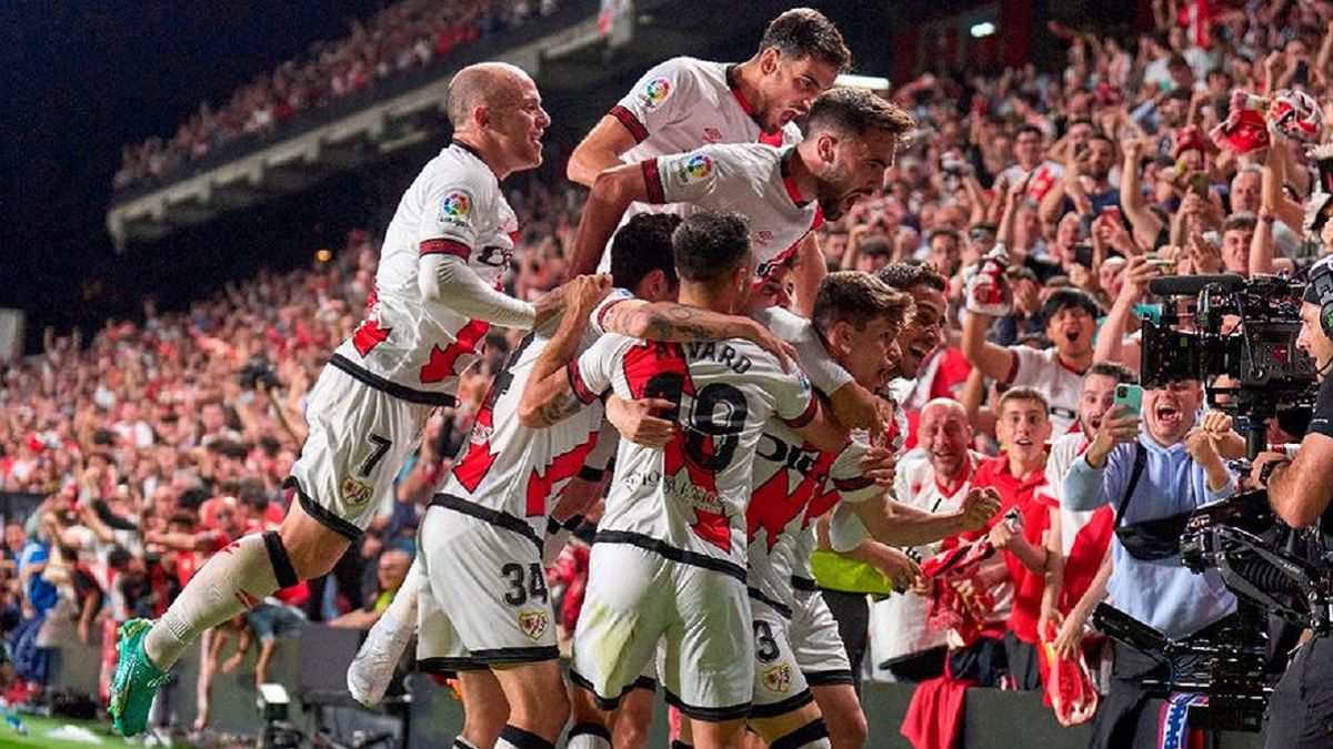 Instagram / Rayo Vallecano / Na zdjęciu: piłkarze Rayo Vallecano