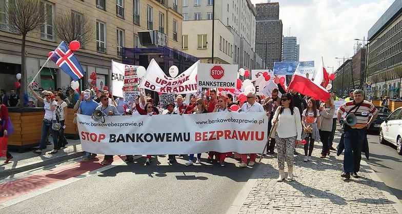 Frankowicze wielokrotnie organizowali protesty w większych miastach</br>