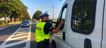 Lubliniec: Jechał slalomem i był pijany. Policja zatrzymała 47-latka na obwodnicy