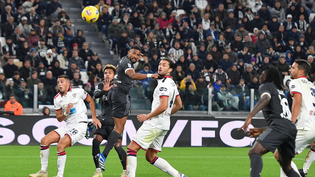 Zdjęcie okładkowe artykułu: PAP/EPA / Alessandro Di Marco / Mecz Serie A: Juventus FC - Cagliari Calcio