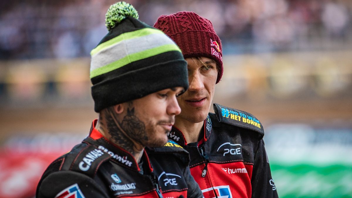 Tai Woffinden (z lewej) i Maciej Janowski