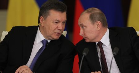 Rosjanie chcą nim zastąpić Zełenskiego. Jest już w Mińsku