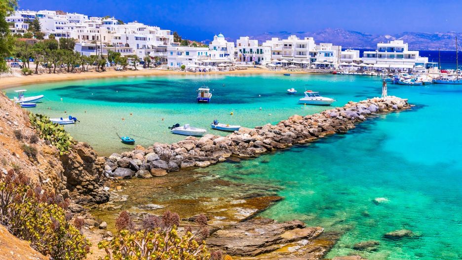 Paros kusi nie tylko rajskimi widokami