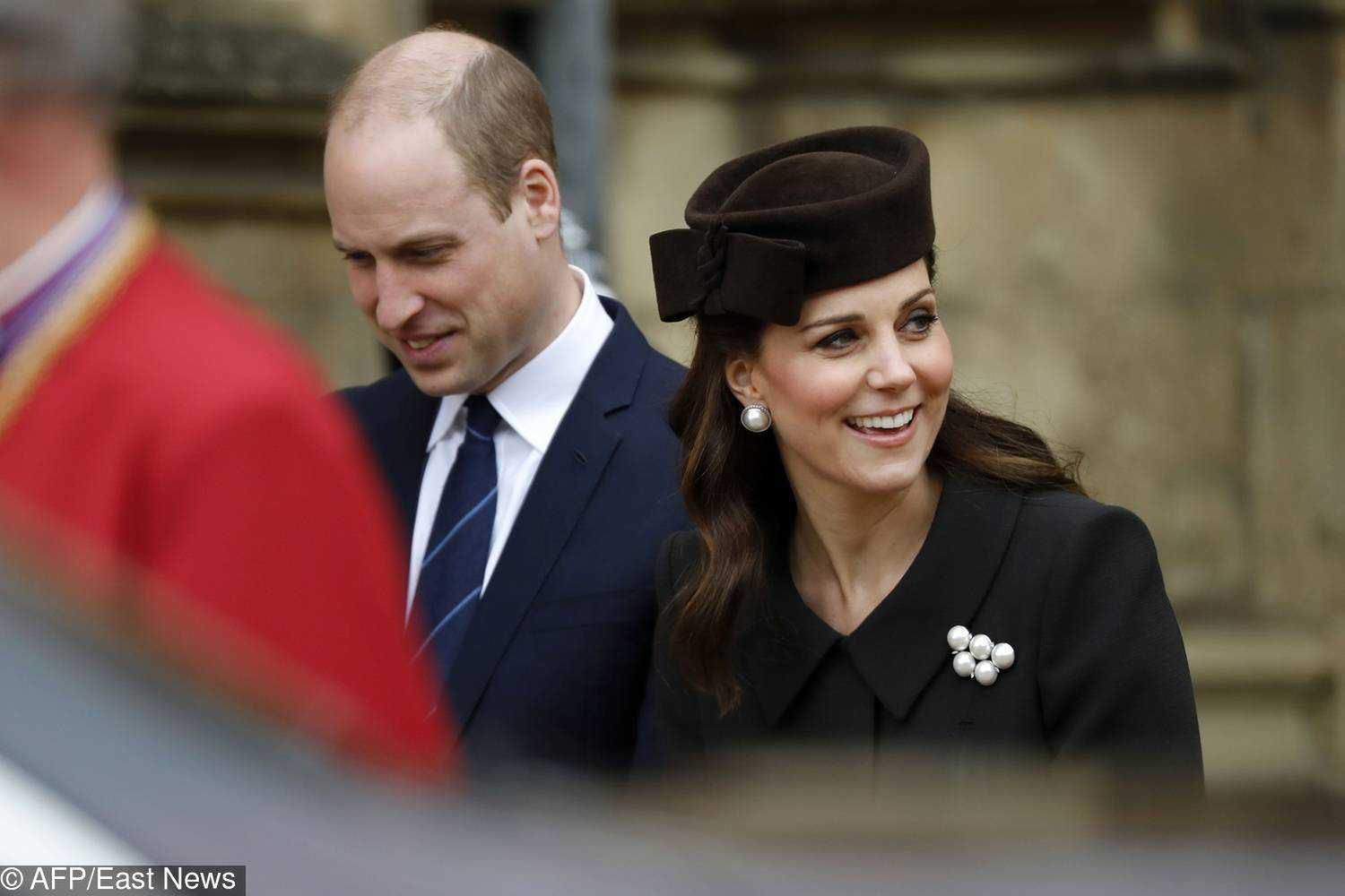 Księżna Kate w ciąży i książę William na mszy wielkanocnej 2018