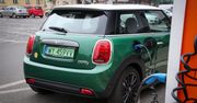 Ile kosztuje naładowanie auta elektrycznego? Ceny na stacjach AC (2021)