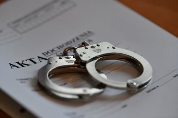Łomża: Pracownik banku usłyszał 271 zarzutów oszustwa