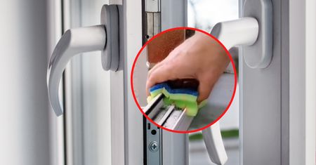 Jak dokładnie i bez wysiłku wyczyścić okienne framugi? Znamy genialny trik