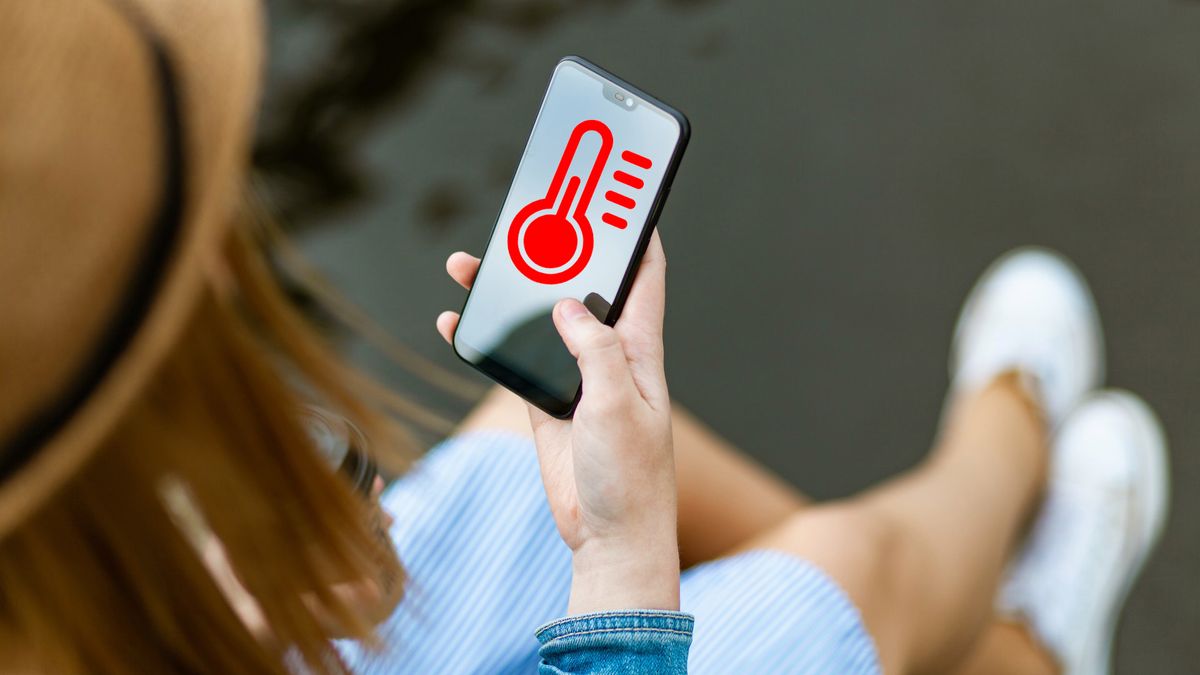 Jak zadbać o aparat lub smartfona podczas upałów? Uważaj, by nie wybuchły 1