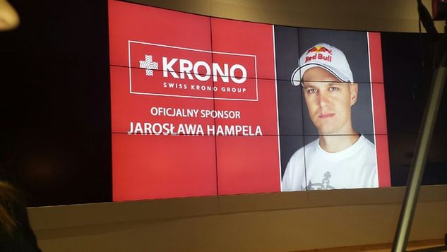 Firma Kronopol będzie oficjalnym sponsorem Jarosława Hampela