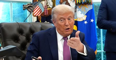 Zwolnienia z ceł. Trump podpisał decyzję ws. części importu