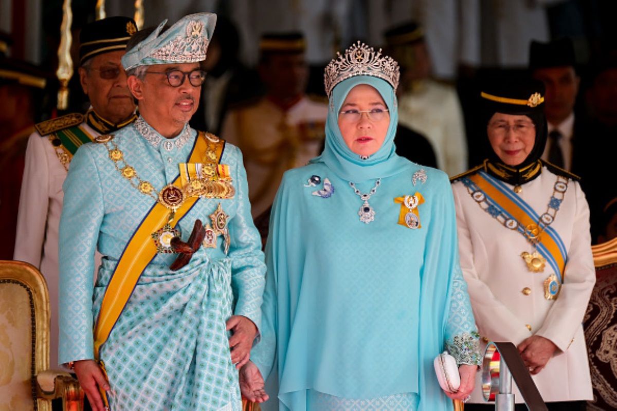 Królowa Tunku Azizah Aminah Maimunah Iskandariah została obrażona przez malezyjskiego artystę? Jej zdjęcie zilustrowało playlistę na Spotify