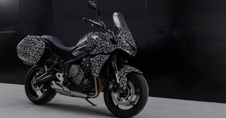 Triumph testuje nowy model klasy adventure. Tiger Sport 660 coraz bliżej