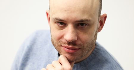 Śpiewak nie bierze jeńców: "Lekarze są nowymi deweloperami" [OSTRY WYWIAD]