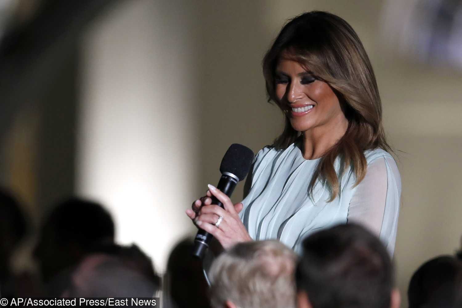 Melania Trump - biała kreacja na kolację w Białym Domu