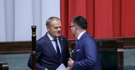 Rekonstrukcja rządu. Hołownia mówi, co usłyszał od Tuska