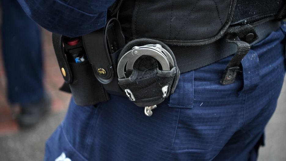 Policjant spowodował wypadek. Mógł być pod wpływem narkotyków