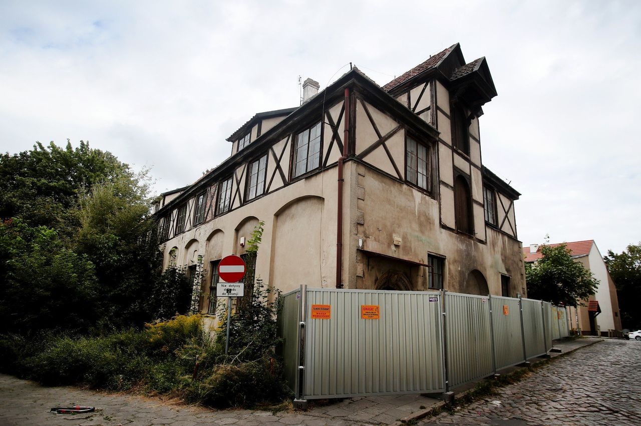 Szczecin: Ujeżdżalnia przy Zamku Książąt z ekskluzywną restauracją