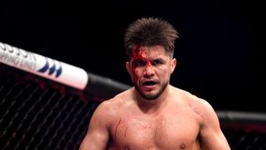 Były mistrz UFC znowu wraca z emerytury