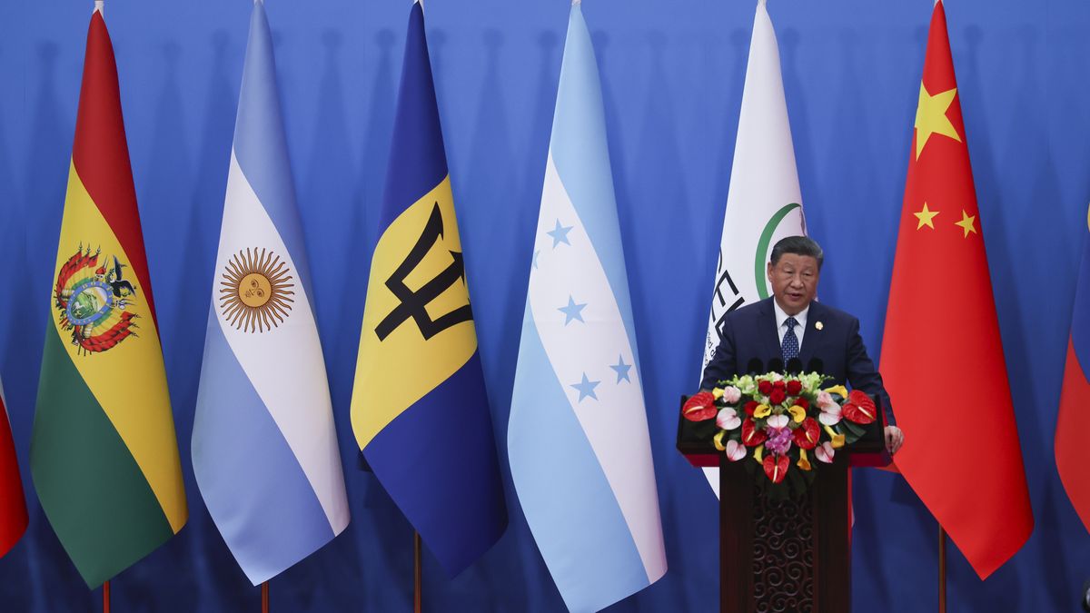 BEIJING, CHINA - MAY 13:  Chinese President Xi Jinping speaks at the opening ceremony of the China-CELAC Forum ministerial meeting at The Great Hall of People on May 13, 2025 in Beijing, China. The summit includes its key Latin American trade partners, and comes as Beijing and Washington work on defusing a trade war.  (Photo by Florence Lo-Pool/Getty Images)