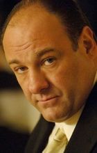 ''Criminal Justice'': James Gandolfini broni Riza Ahmeda