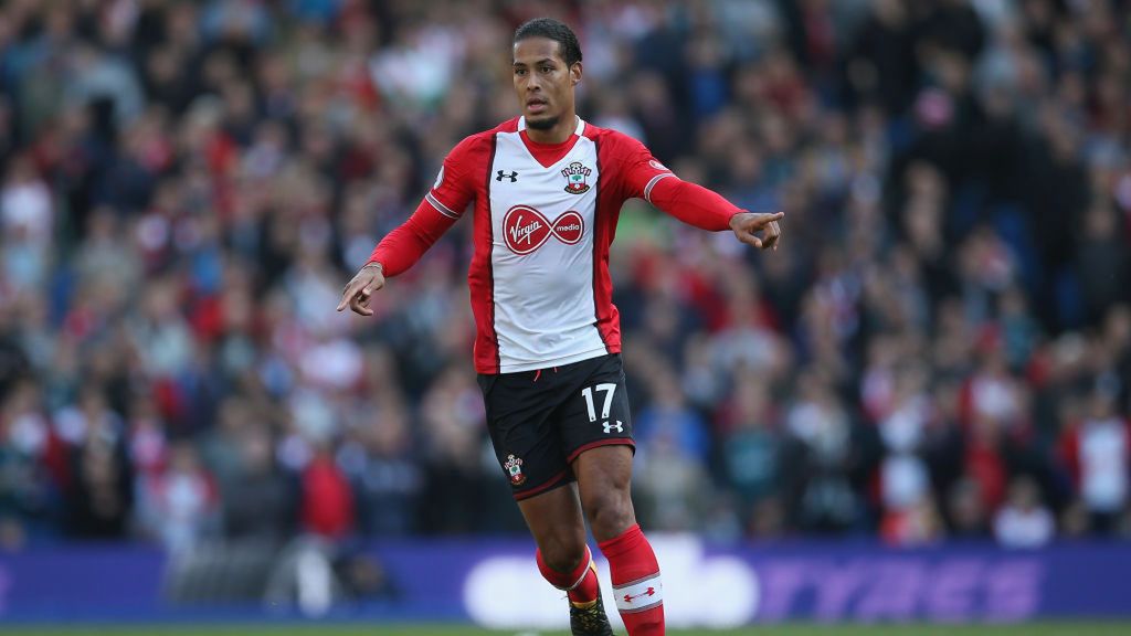 Getty Images / Steve Bardens / Na zdjęciu: Virgil van Dijk