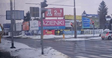 „Reklamowe eldorado” w Lublinie trwa dalej. Radny pyta o konkret, dostaje ogólniki