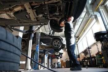 Bezskutecznie szukają pracowników. Wielki problem. Młodzi się nie garną