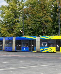 Był pod opieką matki. 8-latek wpadł pod tramwaj