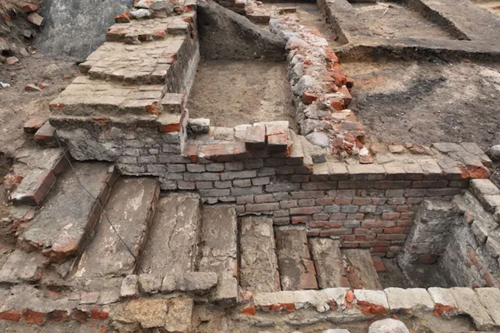 Odkopane mury mogą stać się częścią budowanego muzeum 