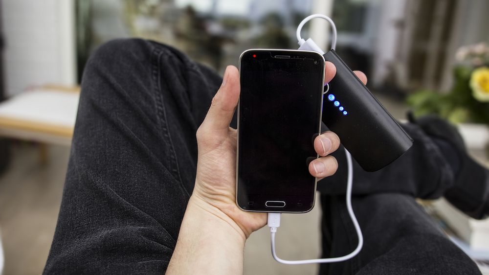 Zmora nowych smartfonów. Jak wydłużyć żywotność baterii 1