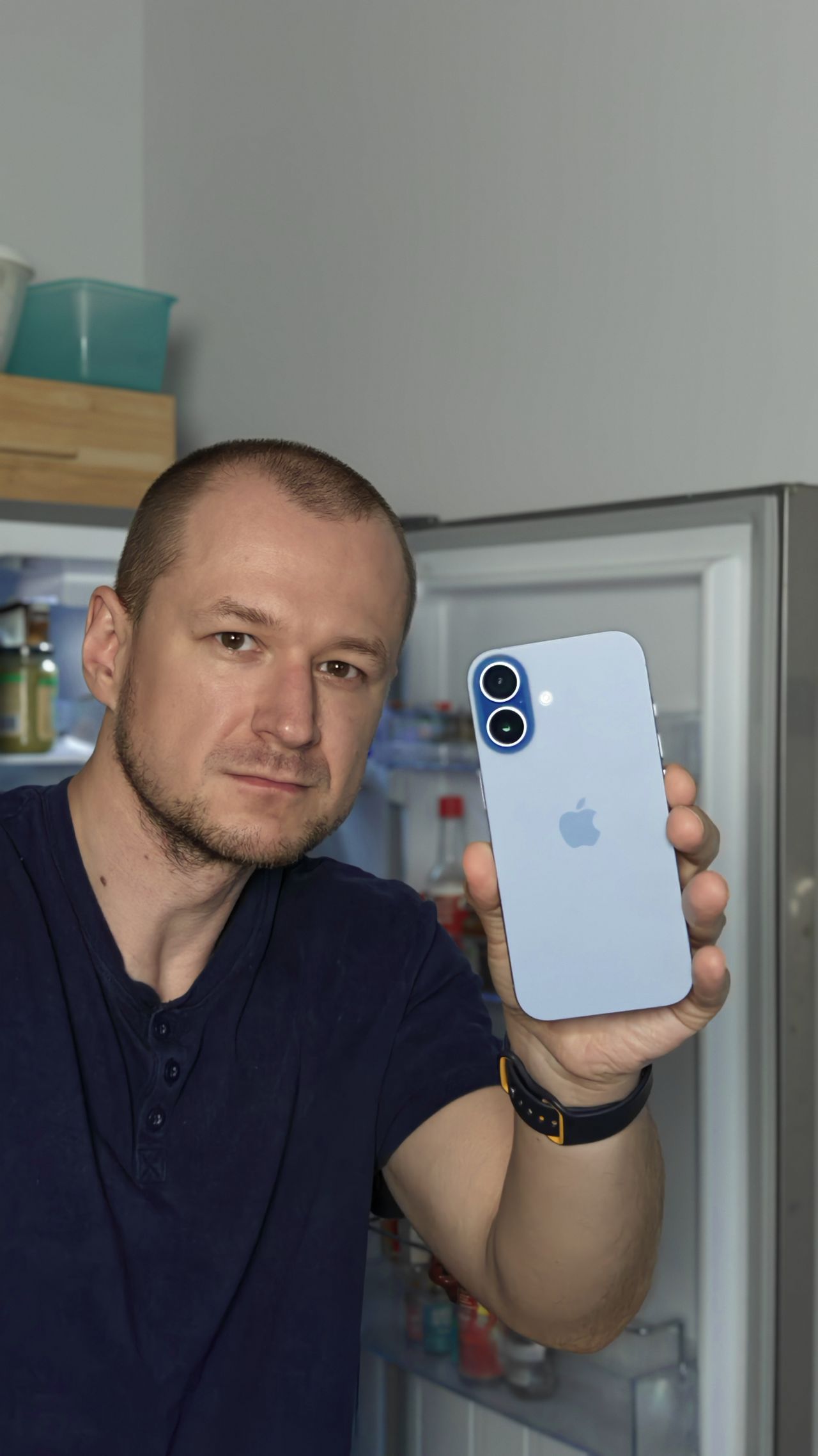 Włożyłem telefon do lodówki. Aż takich efektów się nie spodziewałem
