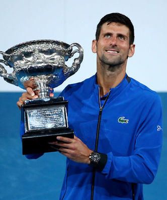Novak Djoković wraca na Australian Open. "Jego obecność doda turniejowi sosu i powagi"