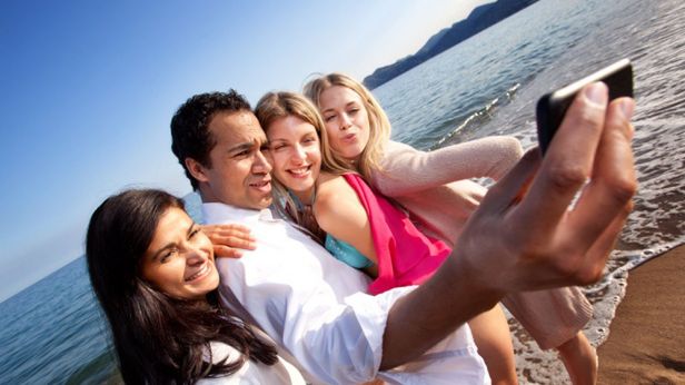 Zamiana twarzy sposobem na idealne zdjęcie grupowe? [wideo] 1