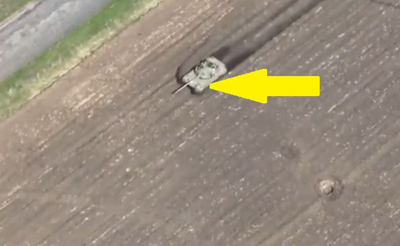 O czym myślał rosyjski żołnierz? Wideo z pola minowego podbija sieć